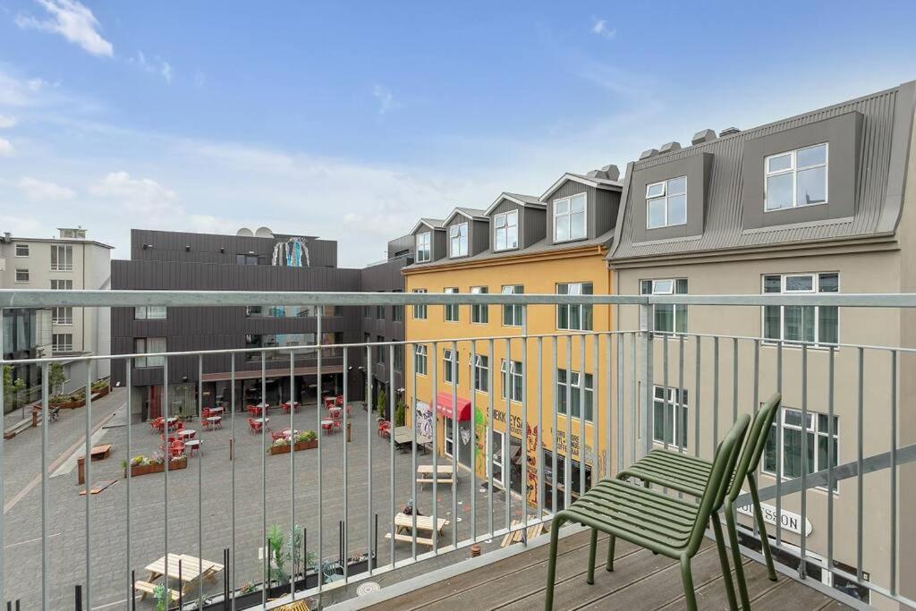 Luxury Penthous - 3 Bedroom - 2 Bath - Freeparking - Downtown Reykjavík Exterior foto